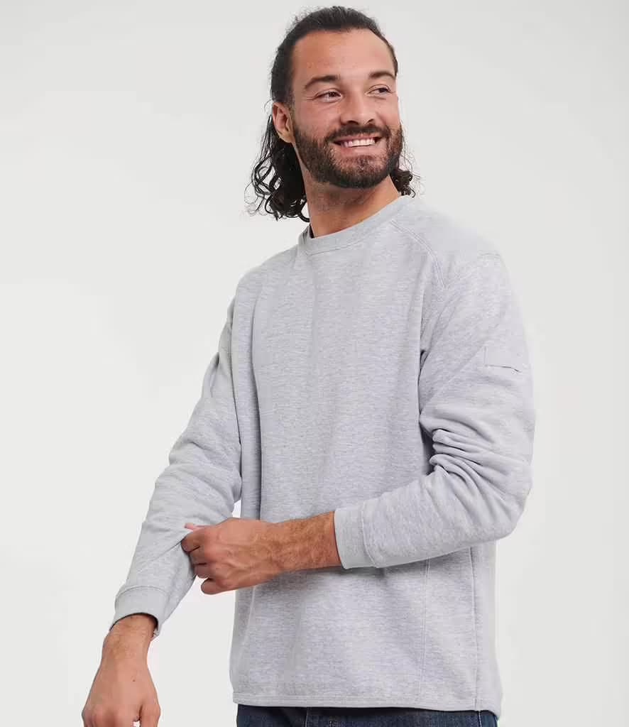 Russell Heavyweight Sweatshirt — 013M LXF MODEL 1