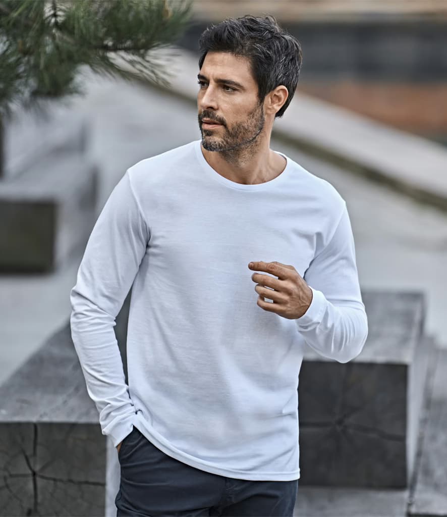 Tee Jays Long Sleeve Sof T-Shirt — T8007 WHI MODEL 1 HERO